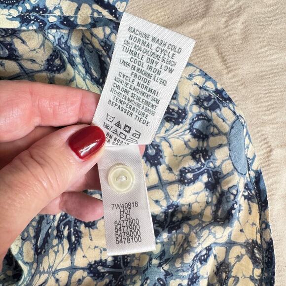 Lucky Brand Women's sz Medium Blue Cream Floral Dolman Sleeve Blouse Button Up - Picture 8 of 12